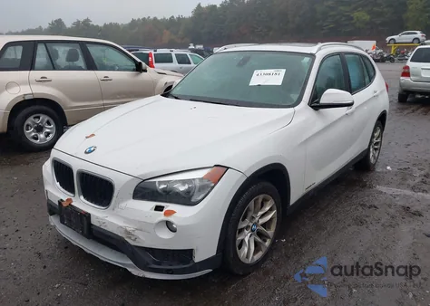 2015 BMW X1 xDrive28I z USA, uszkodzony, nr VIN WBAVL1C52FVY29722